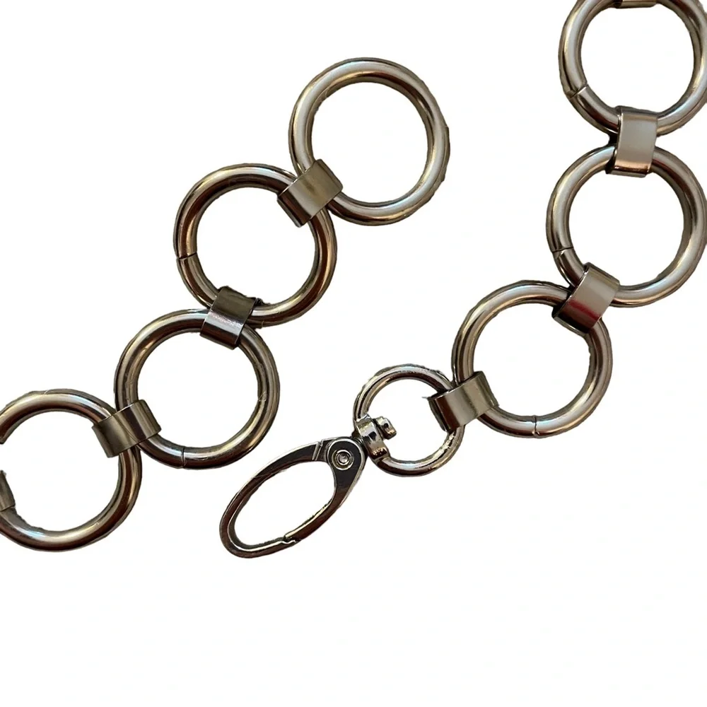 Silver-Tone Metal Circle Link Chain Belt Large 39” Length Swivel Lobster Clasp